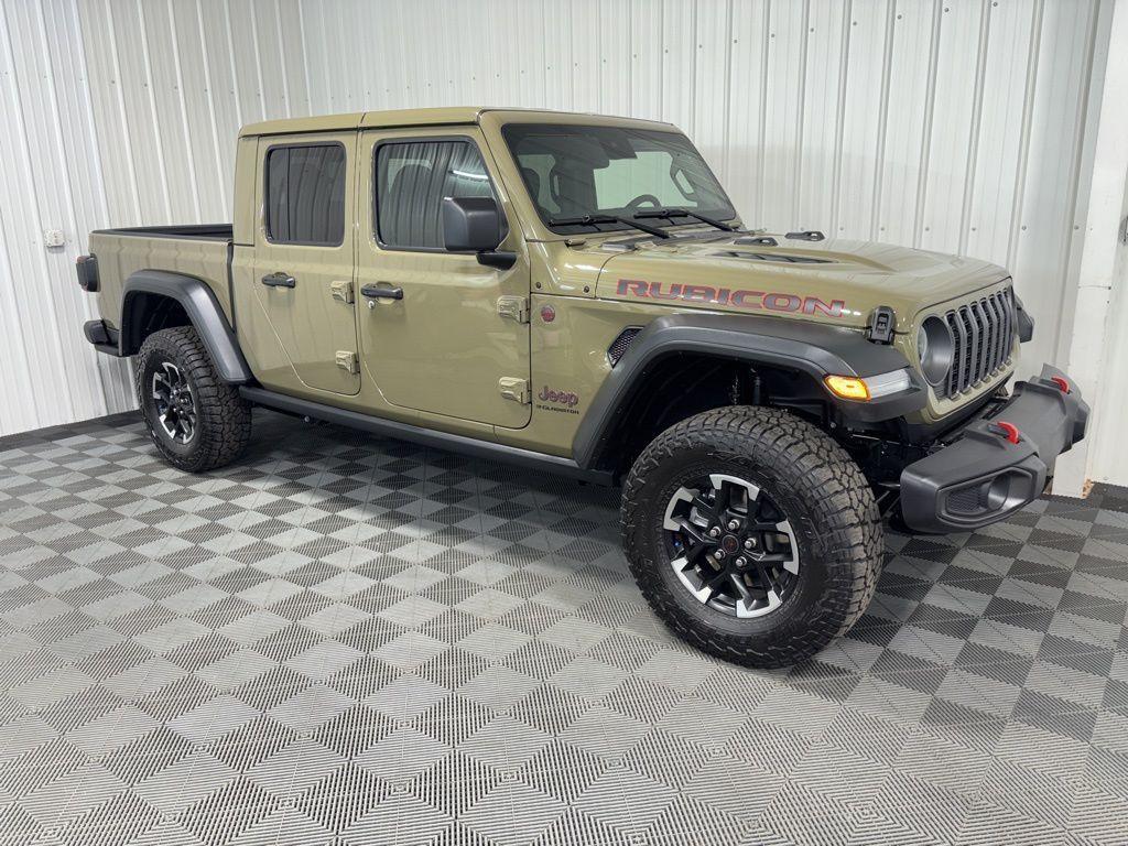 new 2025 Jeep Gladiator car, priced at $59,555