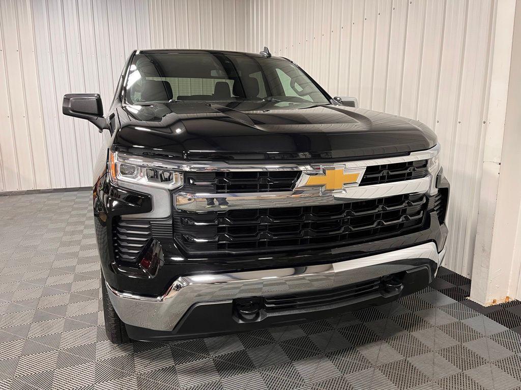 used 2022 Chevrolet Silverado 1500 car, priced at $36,870