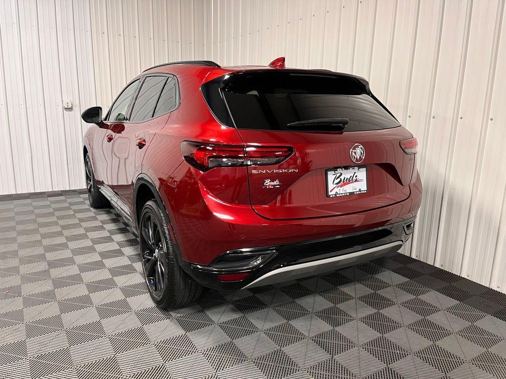 used 2022 Buick Envision car, priced at $26,000