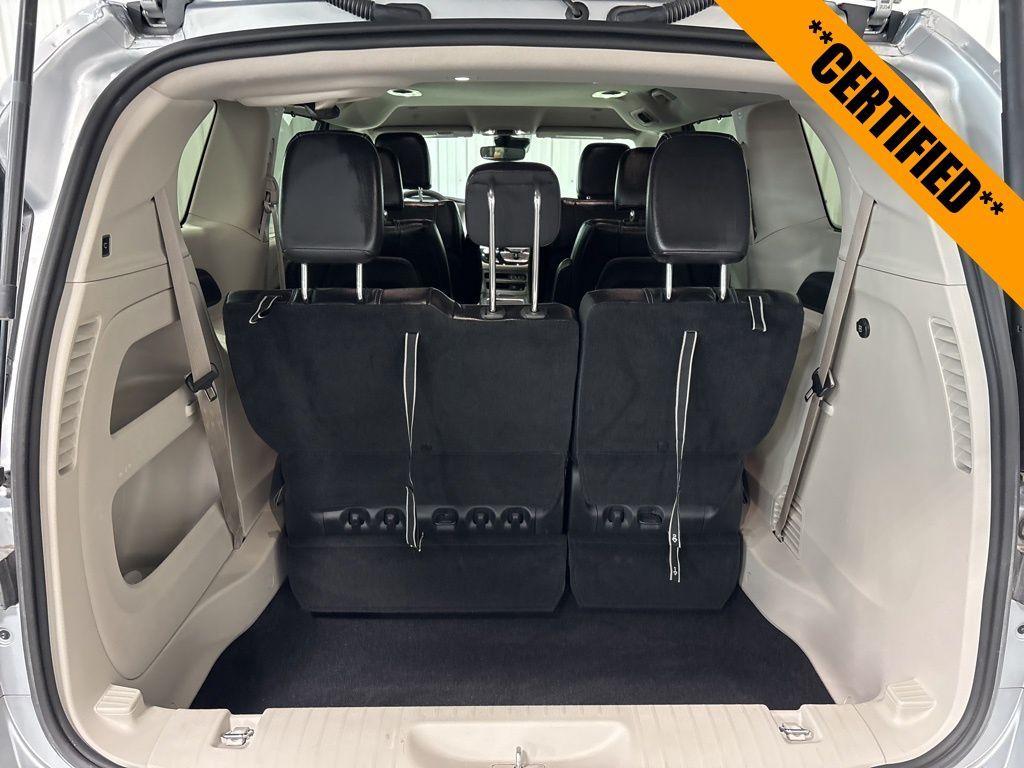 used 2022 Chrysler Pacifica car, priced at $30,497