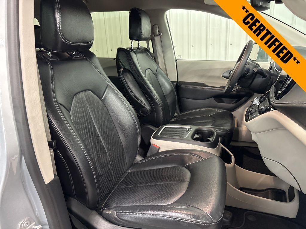used 2022 Chrysler Pacifica car, priced at $30,497