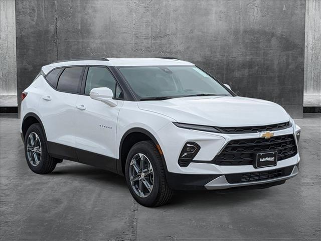 new 2025 Chevrolet Blazer car, priced at $38,022