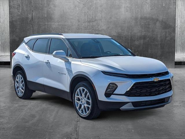 new 2025 Chevrolet Blazer car, priced at $37,555