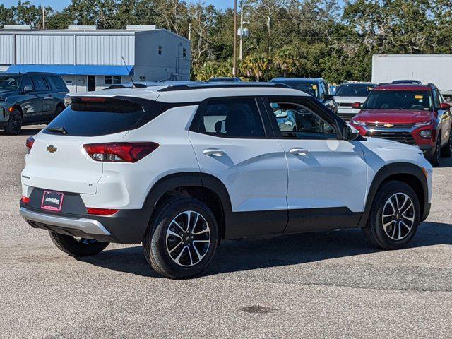 new 2025 Chevrolet TrailBlazer car, priced at $25,595