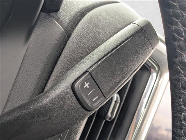 used 2022 Chevrolet Silverado 1500 car, priced at $33,301