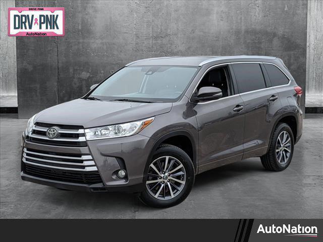 used 2018 Toyota Highlander car, priced at $17,107