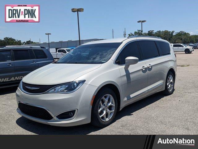 used 2017 Chrysler Pacifica car, priced at $17,789