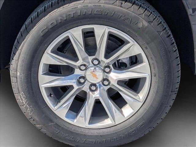new 2025 Chevrolet Suburban car, priced at $72,095