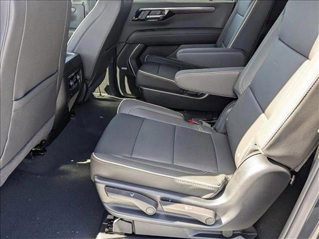 new 2025 Chevrolet Suburban car, priced at $72,095