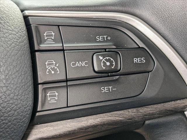 used 2022 Jeep Grand Cherokee car, priced at $26,997
