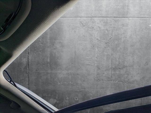 used 2021 Jeep Cherokee car, priced at $18,997
