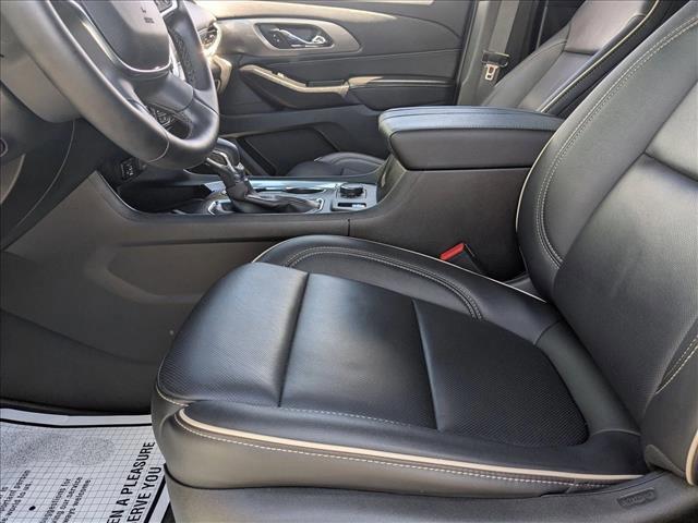 used 2023 Chevrolet Traverse car, priced at $32,252
