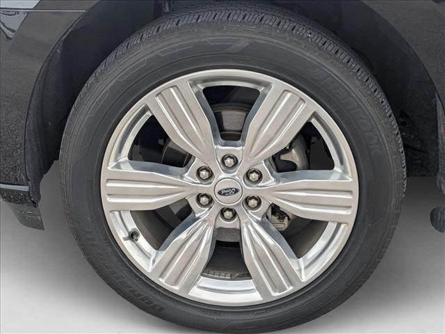 used 2022 Ford Expedition Max car, priced at $48,555
