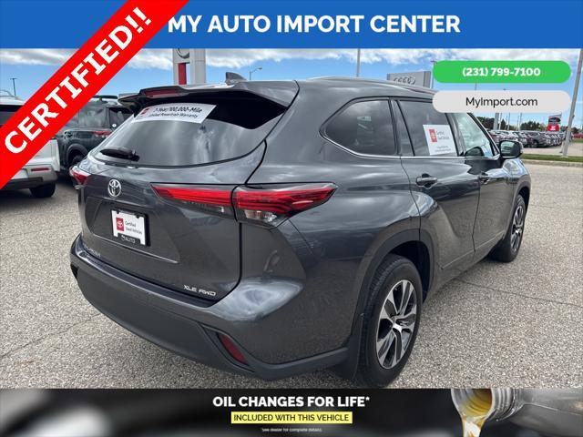 used 2022 Toyota Highlander car, priced at $41,381