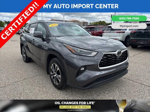 used 2022 Toyota Highlander car, priced at $41,381
