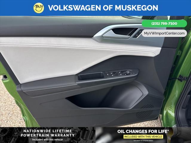 new 2025 Volkswagen Taos car, priced at $32,821