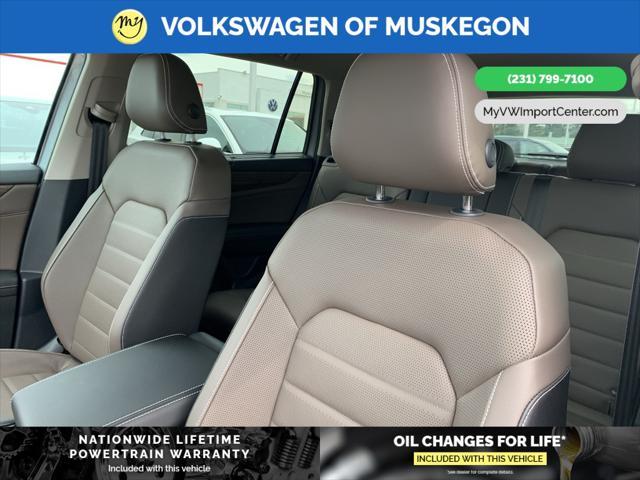 new 2025 Volkswagen Atlas car, priced at $48,631