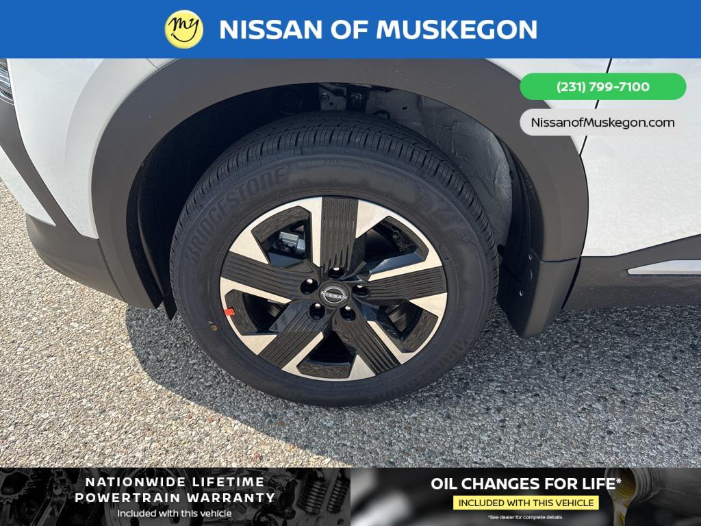 new 2025 Nissan Kicks car, priced at $27,810