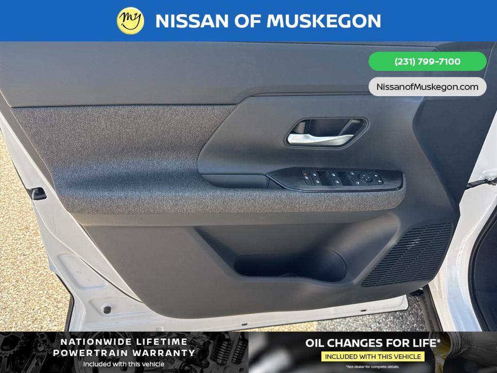 new 2025 Nissan Kicks car, priced at $27,810