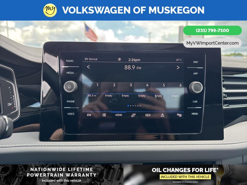 new 2025 Volkswagen Jetta car