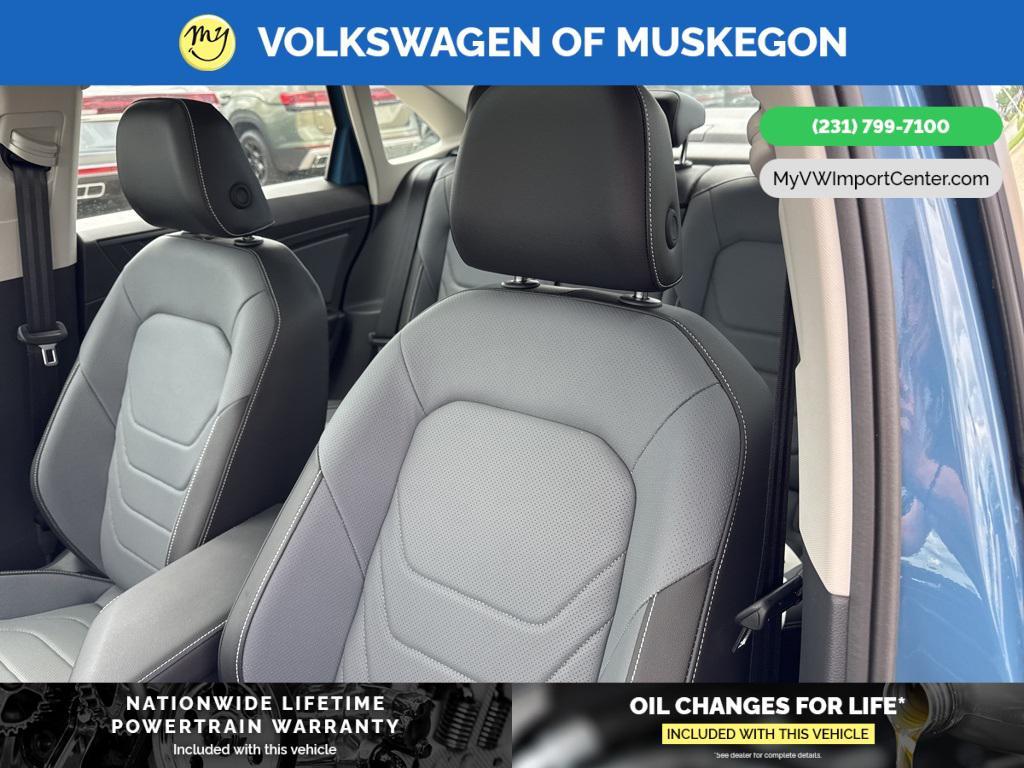 new 2025 Volkswagen Jetta car