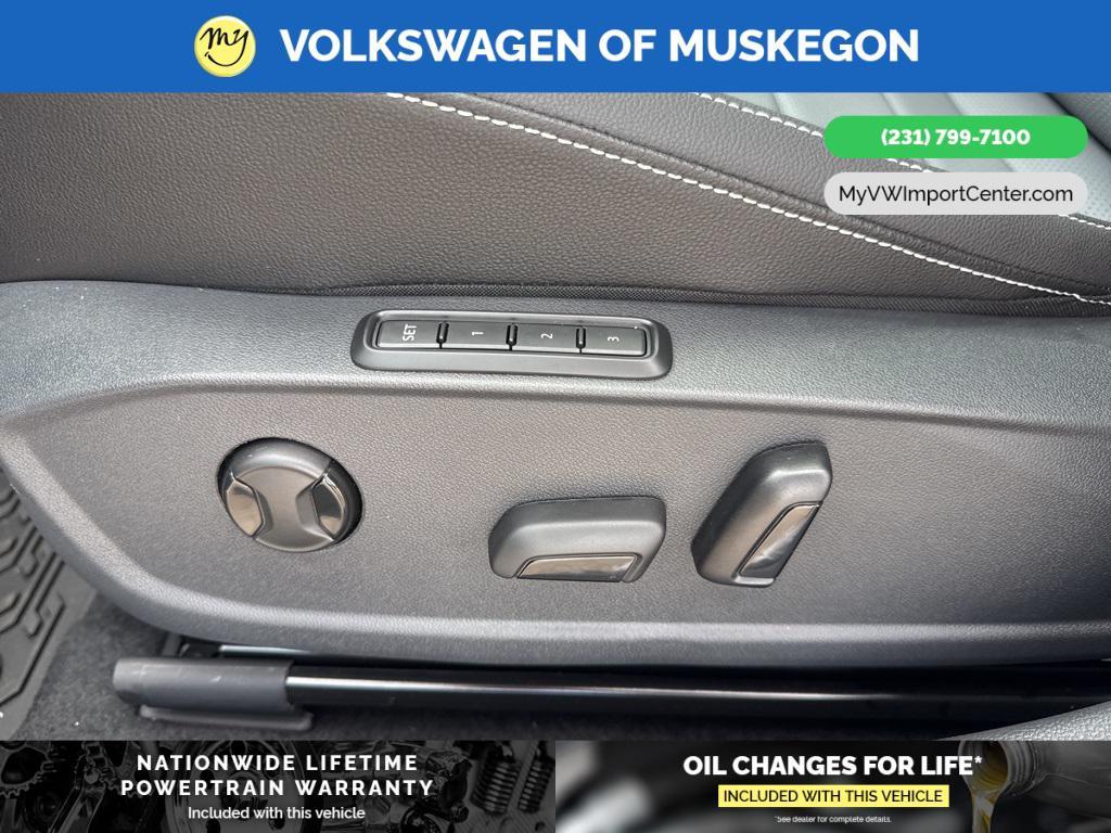 new 2025 Volkswagen Jetta car
