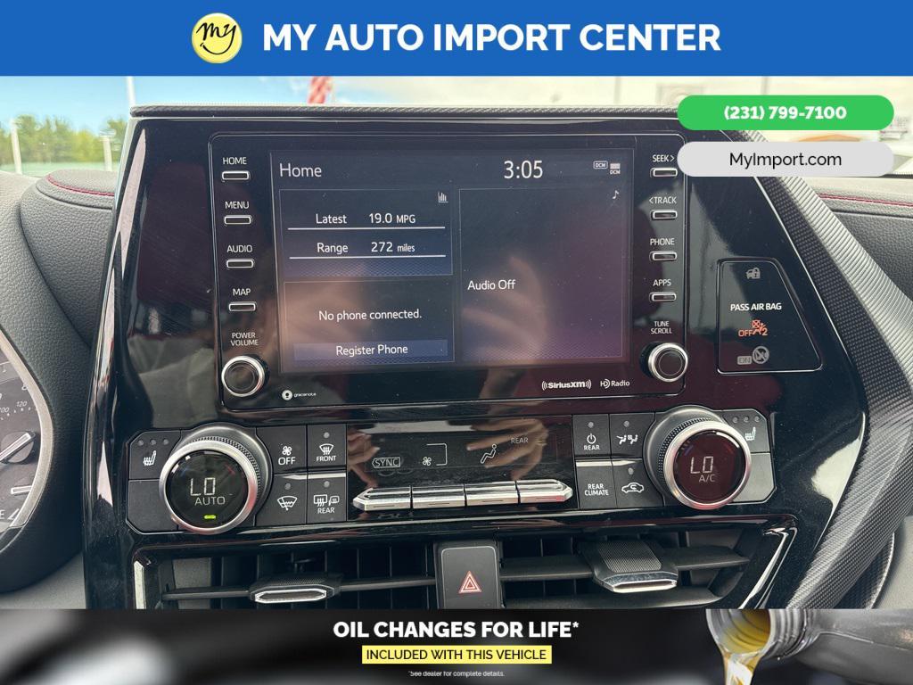 used 2022 Toyota Highlander car, priced at $40,281