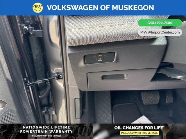 new 2025 Volkswagen Tiguan car, priced at $33,421