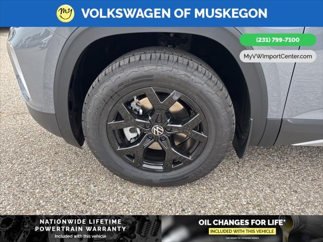 new 2025 Volkswagen Atlas car, priced at $48,866