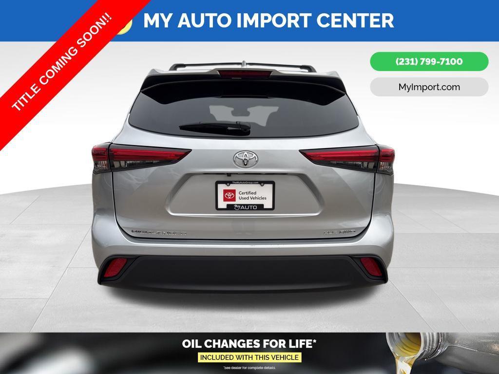 used 2023 Toyota Highlander car, priced at $39,366