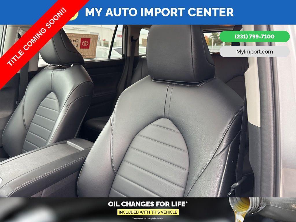 used 2023 Toyota Highlander car, priced at $39,366