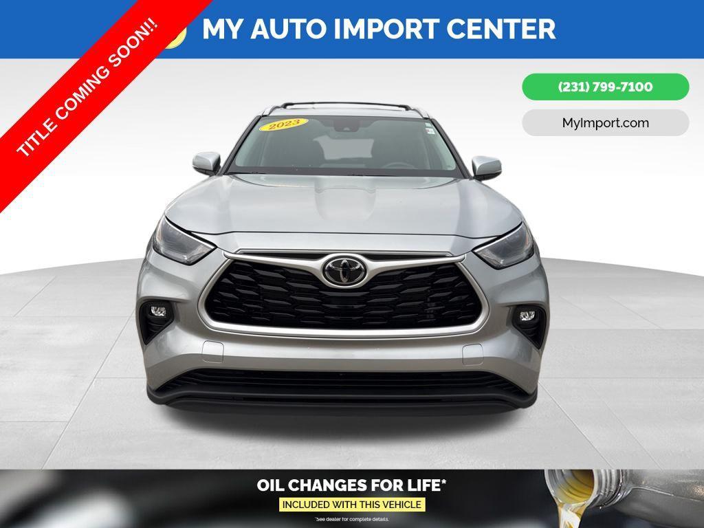 used 2023 Toyota Highlander car, priced at $39,366