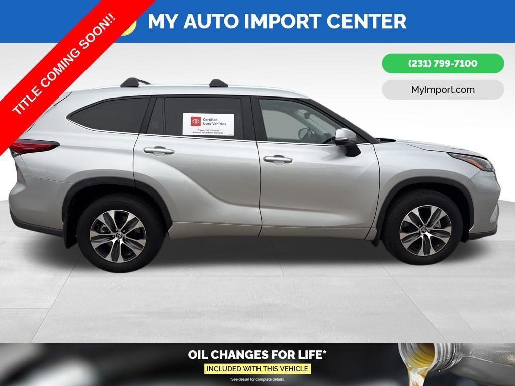used 2023 Toyota Highlander car, priced at $39,366