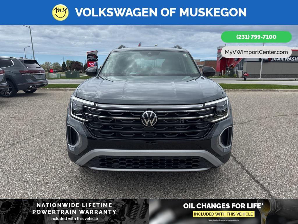 new 2025 Volkswagen Atlas car, priced at $47,366