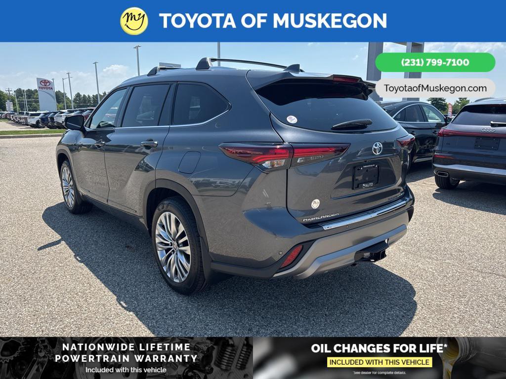 new 2025 Toyota Highlander car, priced at $56,146