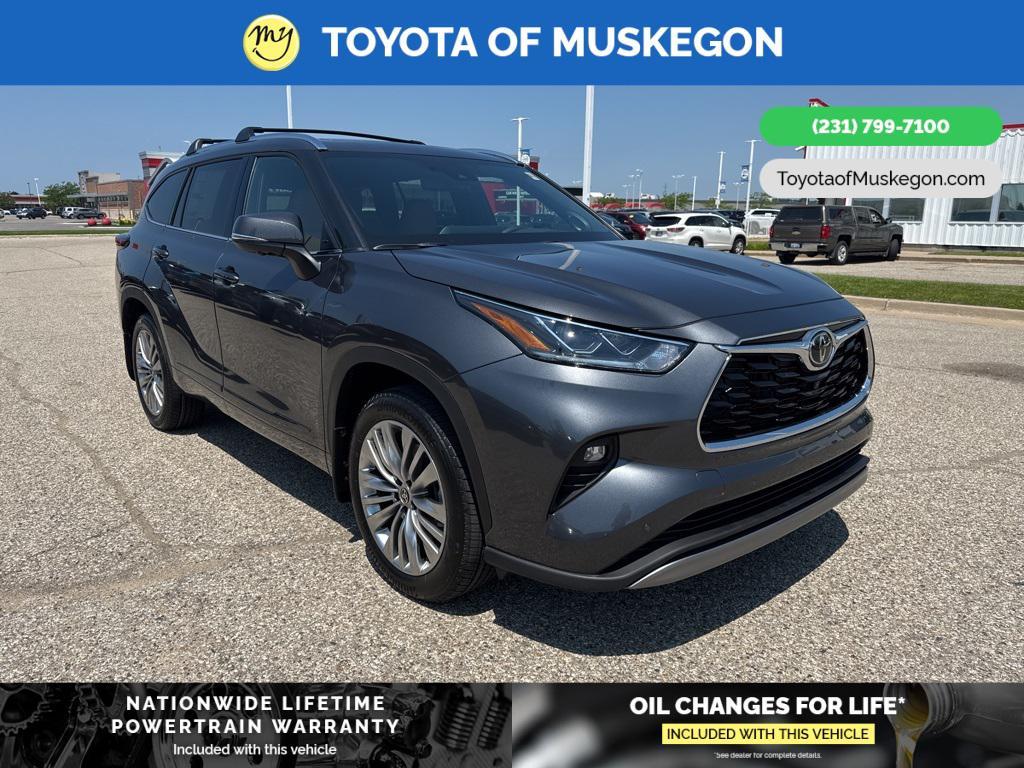new 2025 Toyota Highlander car, priced at $56,146