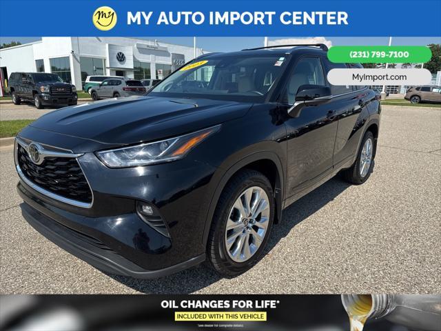 used 2023 Toyota Highlander car, priced at $34,881