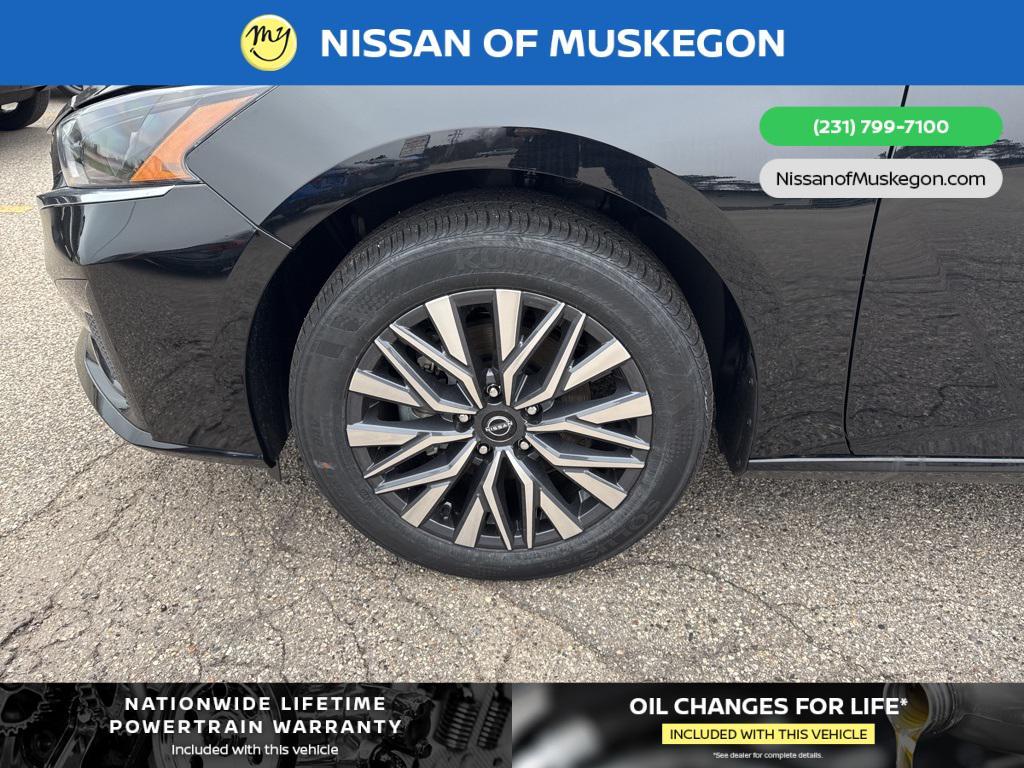 new 2025 Nissan Altima car, priced at $30,011