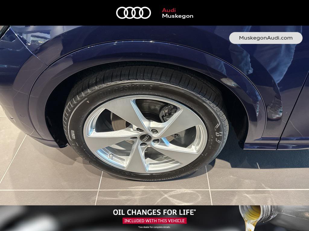 new 2025 Audi Q5 car, priced at $64,250
