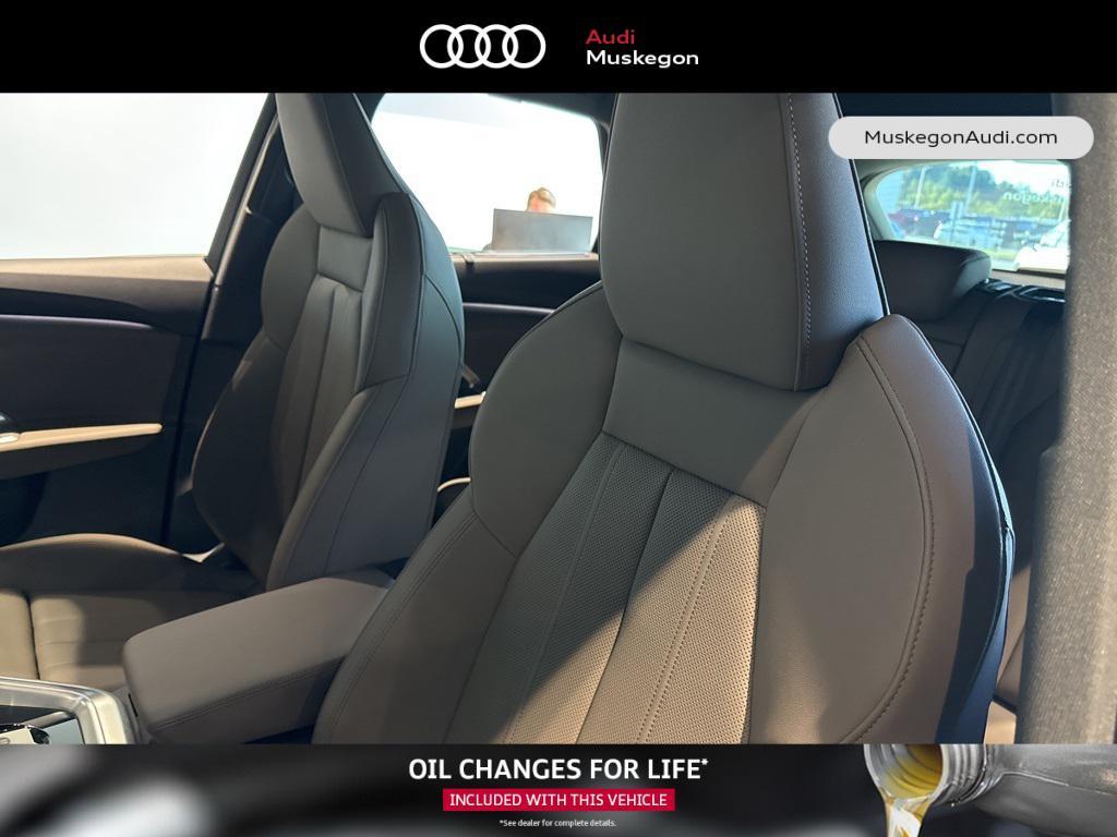 new 2025 Audi Q5 car, priced at $64,250