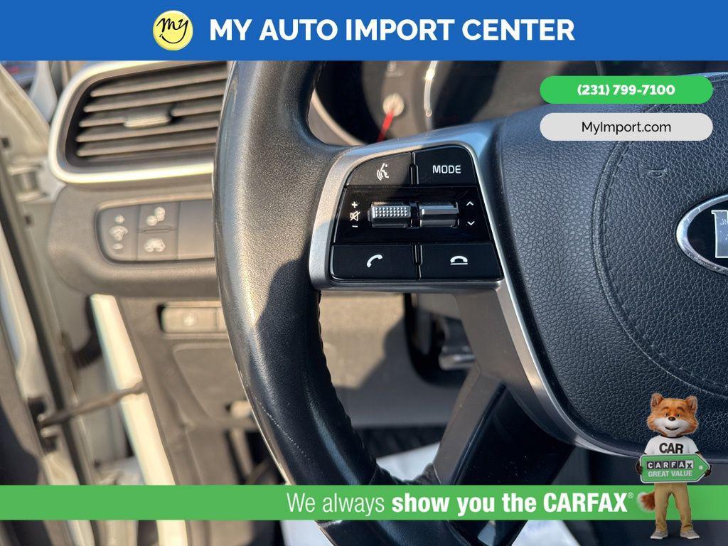 used 2019 Kia Sorento car, priced at $13,281
