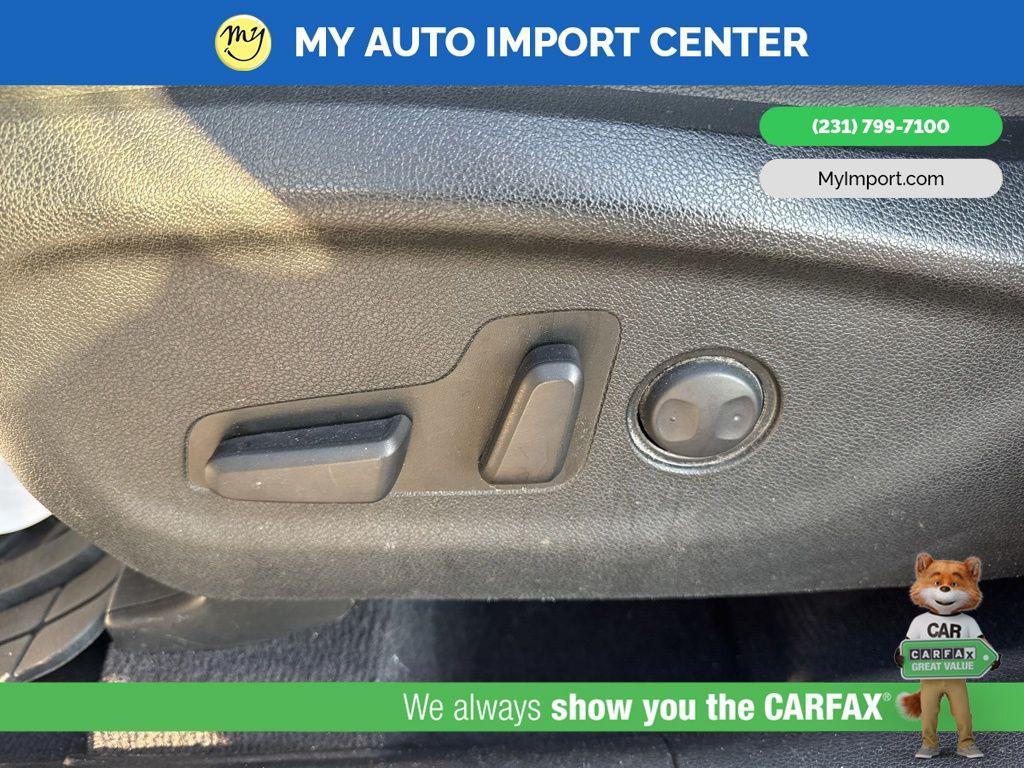 used 2019 Kia Sorento car, priced at $13,281
