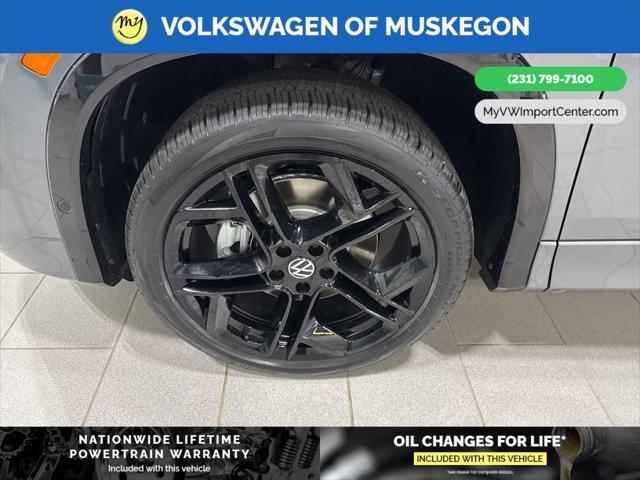 new 2025 Volkswagen Tiguan car, priced at $38,331