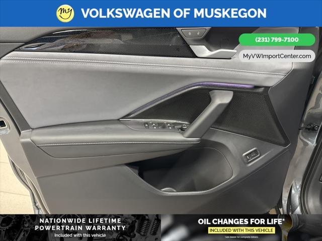 new 2025 Volkswagen Tiguan car, priced at $38,331
