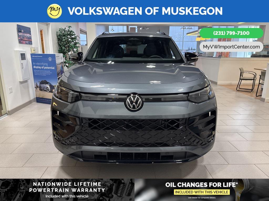 new 2025 Volkswagen Tiguan car, priced at $38,331