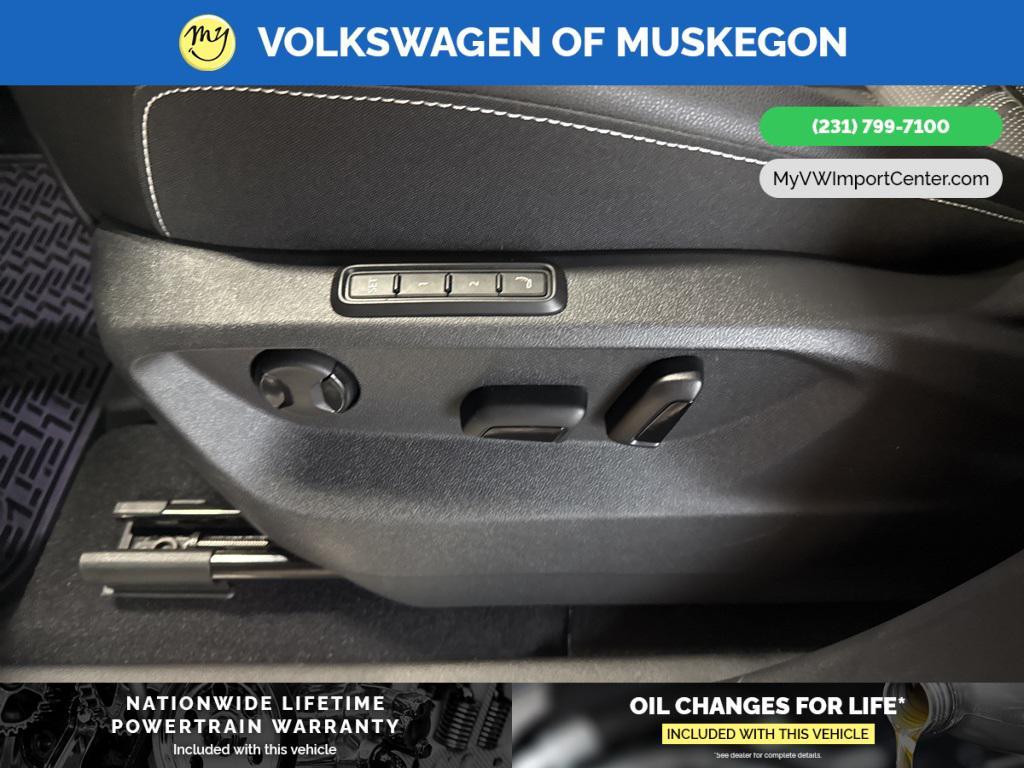 new 2025 Volkswagen Atlas car