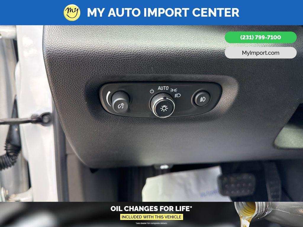 used 2019 Chevrolet Traverse car, priced at $19,187