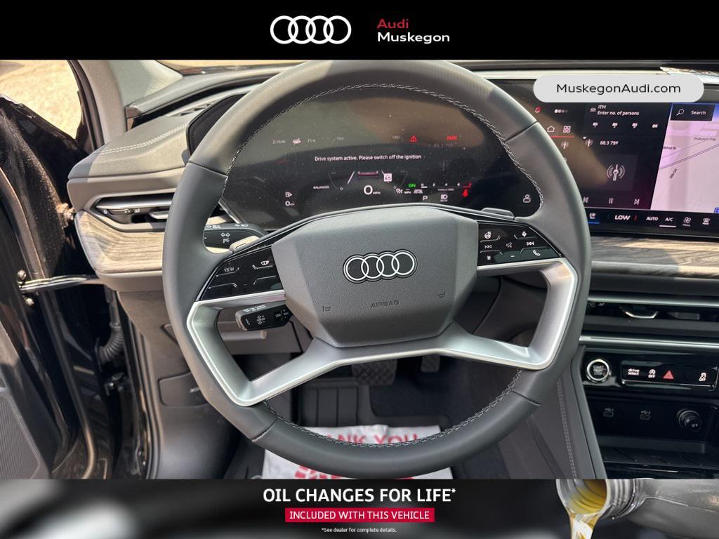 new 2025 Audi Q5 car, priced at $61,300