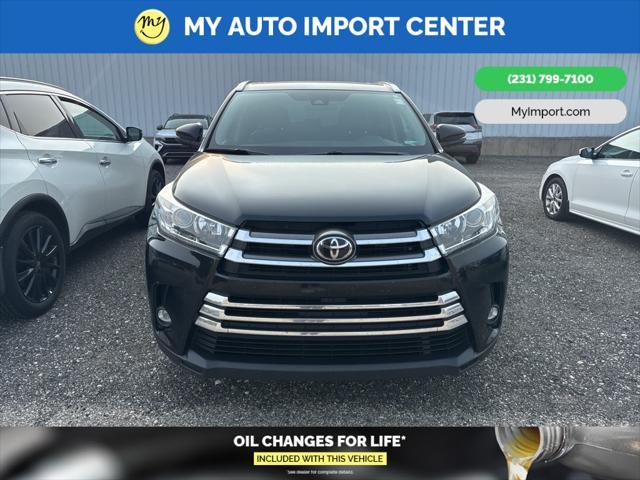 used 2019 Toyota Highlander car, priced at $26,781