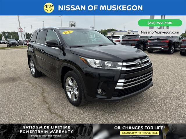 used 2019 Toyota Highlander car, priced at $26,781